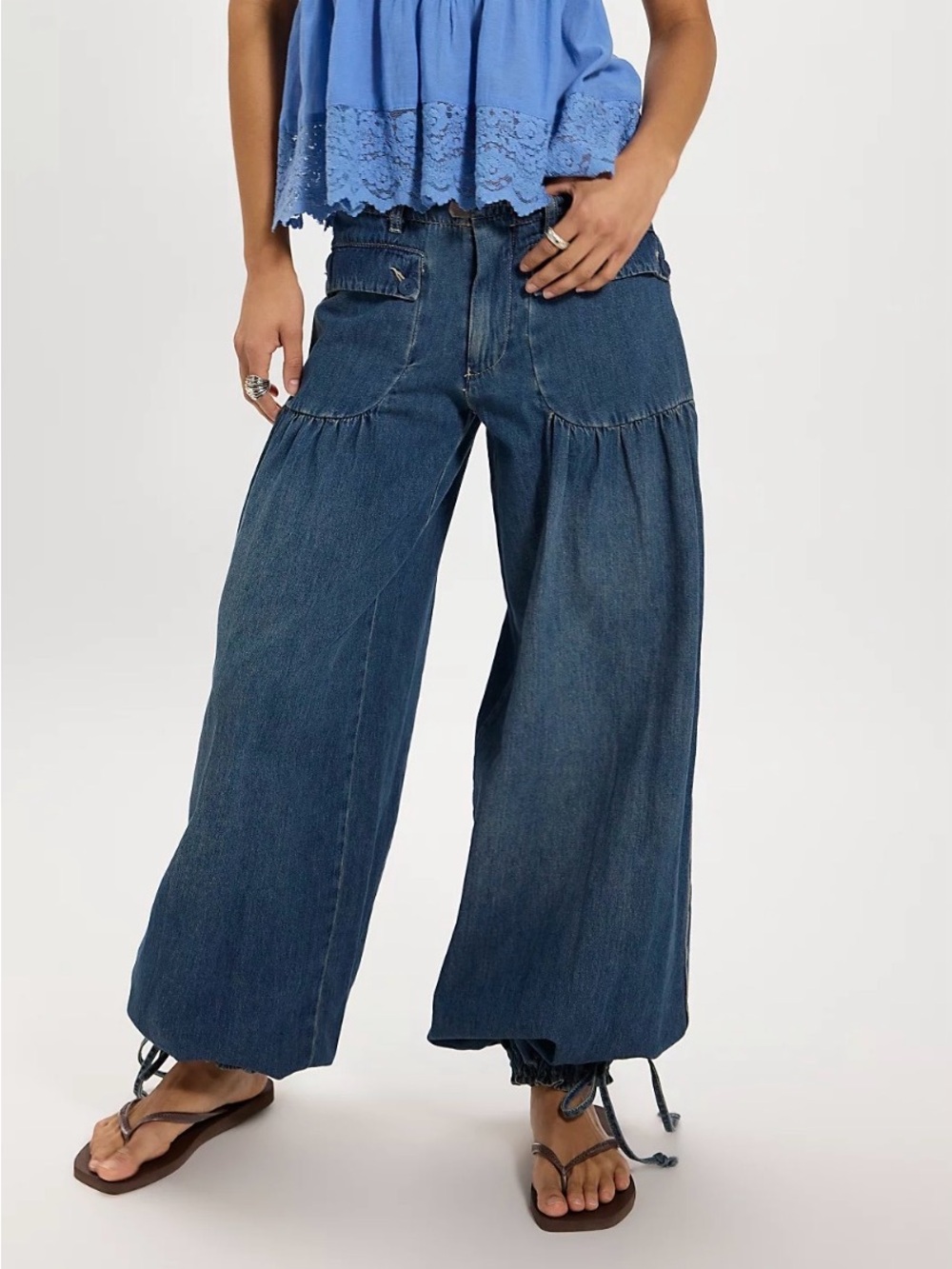Free People Lotus Balloon Jeans In Juno